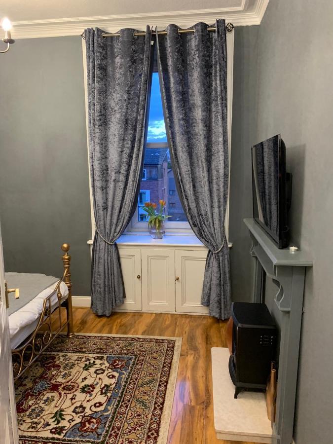 Glamours Stylish Victorian Apartment Near City Centre إدنبرة المظهر الخارجي الصورة