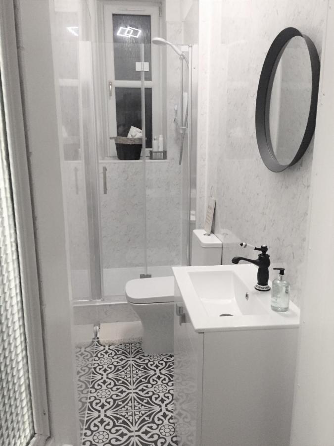 Glamours Stylish Victorian Apartment Near City Centre إدنبرة المظهر الخارجي الصورة